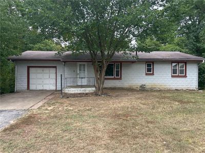 8911 NE Sammy Ln, Kansas City, MO, 64155