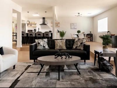 3611 Valencia St, Las Vegas, NV, 89121
