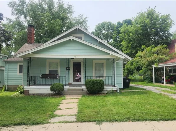 707 E Pearl St, Harrisonville, MO 64701