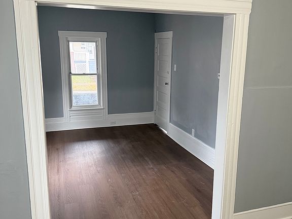 2nd image of 4126 Clybourne Ave #1-4