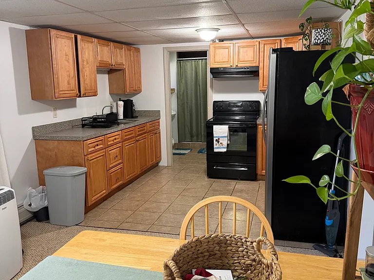 92 Lyman St #5 — Photo 3