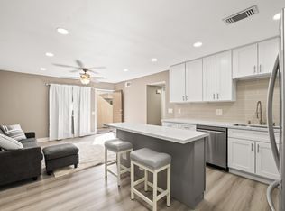 414 Bradshaw Ln #64, Palm Springs, CA 92262