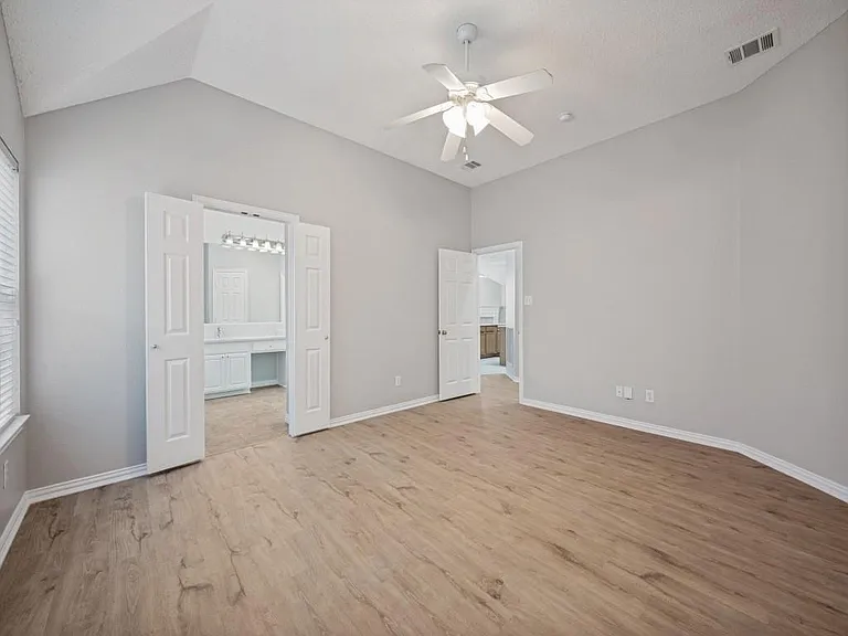 1645 Angel Falls Dr — Photo 16