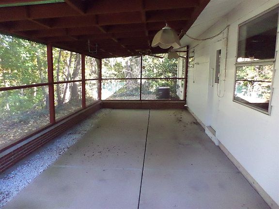 2nd image of 3529 Hanover Ct