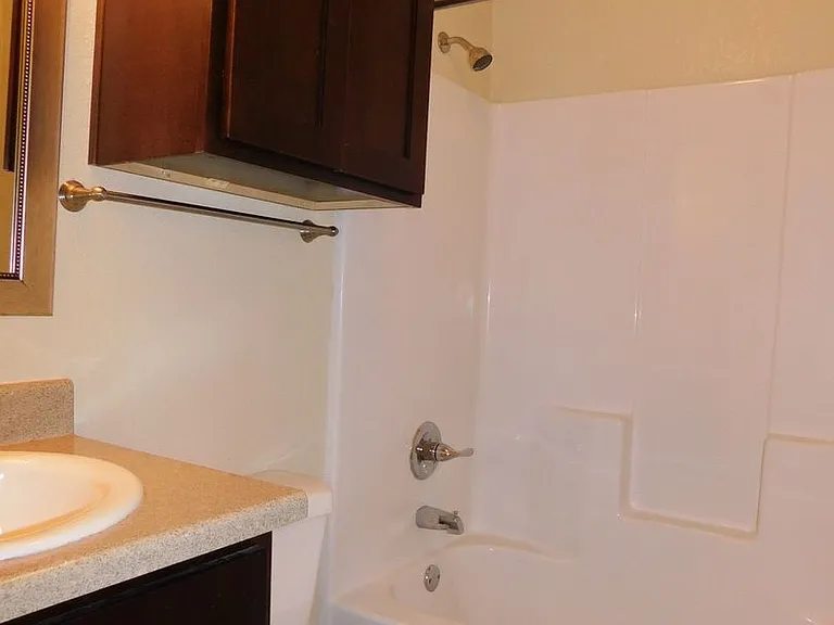Gant Apartments — Photo 30