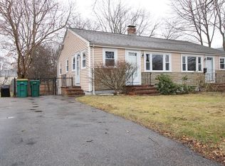 38 Cambridge Rd #38, Norwood, MA 02062