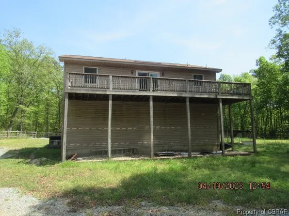 373 Jonestown Rd, Shacklefords, VA 23156