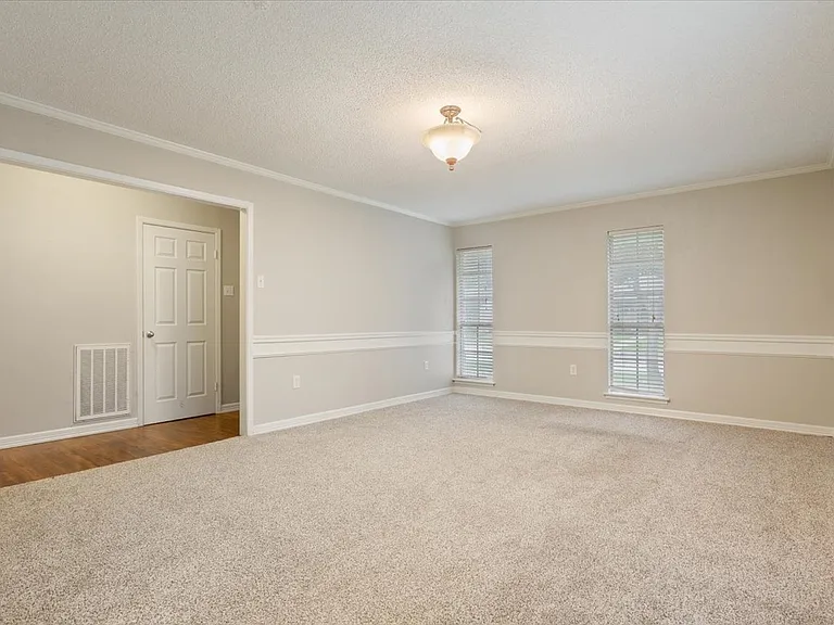 Formal Dining or Living Room