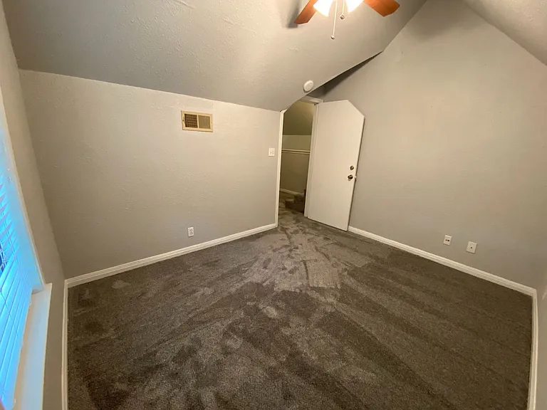 2830 San Gabriel Street — Photo 38