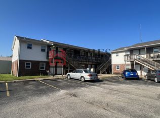 207 E Elm St #1, Boonville, IN 47601