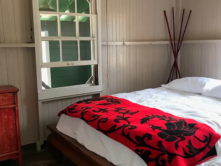 Bedroom with queen bed