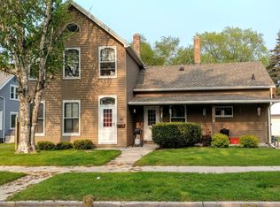 623 N 7th St, Manitowoc, WI 54220