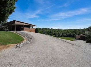 9605 Cooks Mill Rd, Georgetown, IN 47122