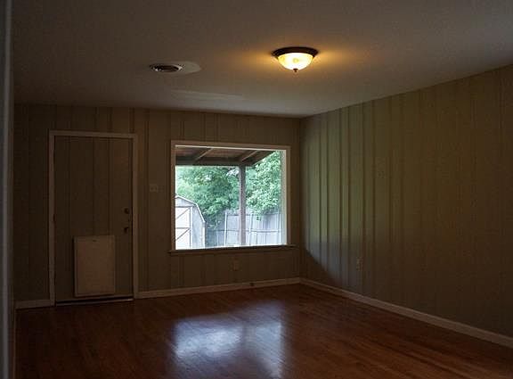 5th image of 1601 Nancy Ln