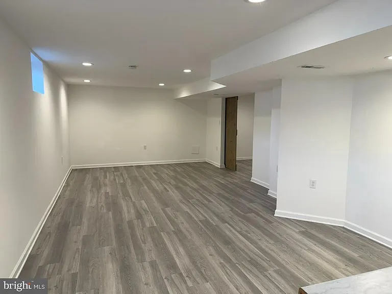1231 Stallion St — Photo 38