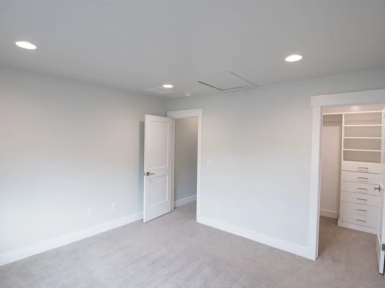2034 E Pepper View Cir — Photo 42