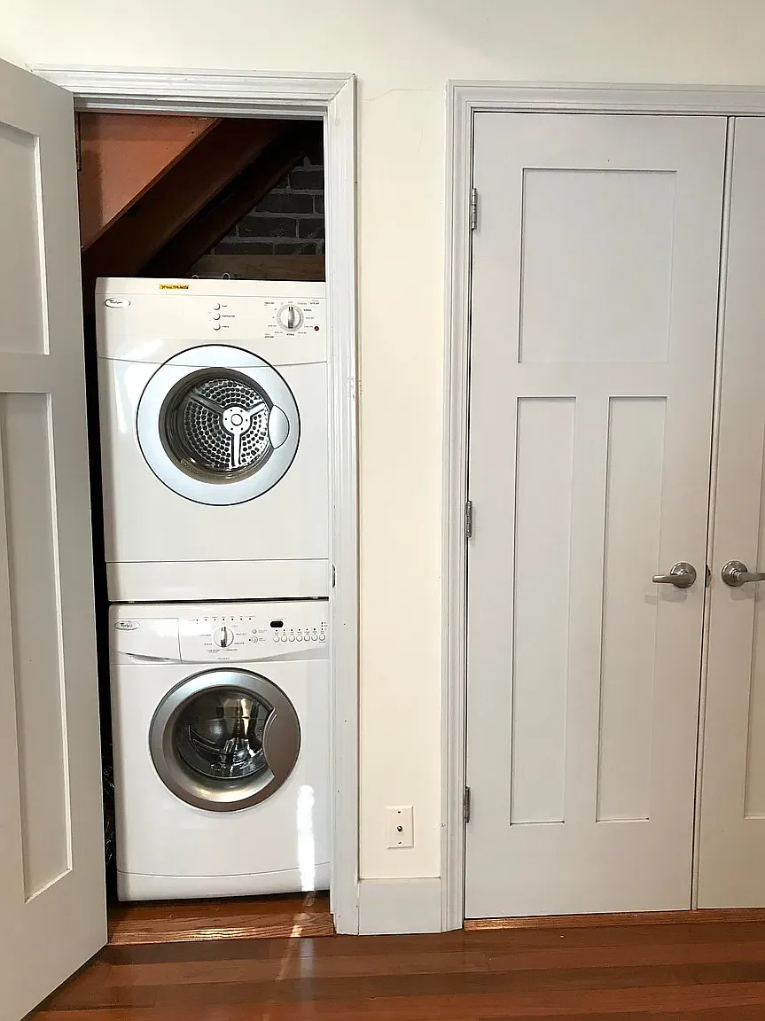 1 bed, 900 sqft, $2,400 — Photo 4