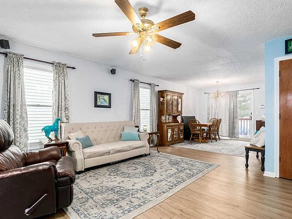 3rd image of 5517 Buxley Dr