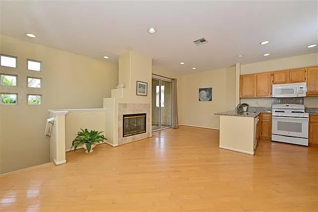 10992 Ivy Hill Dr #1 — Photo 3