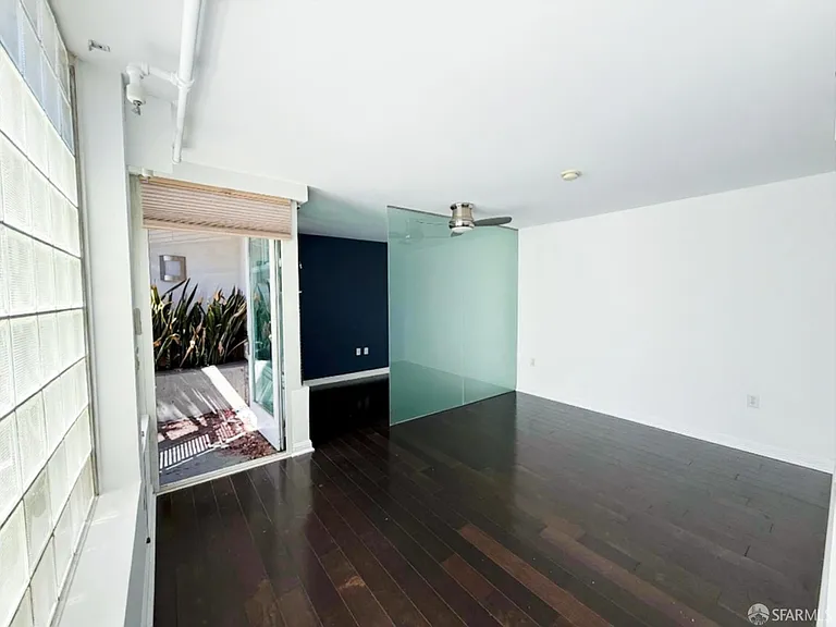555 4th St #101 — Photo 4