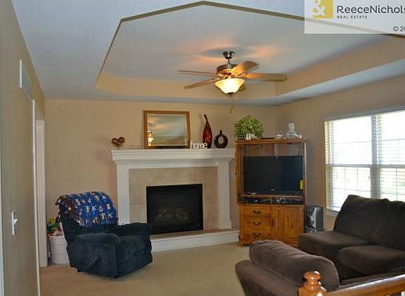 Great Room with Fireplace