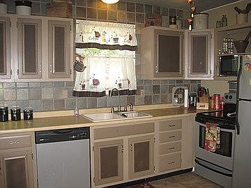 5th image of 409 SE 2nd St