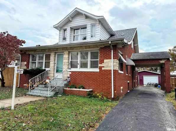 1106 E Poplar St, West Frankfort, IL 62896