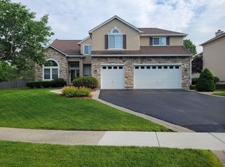1408 Somerset Ct, Mundelein, IL