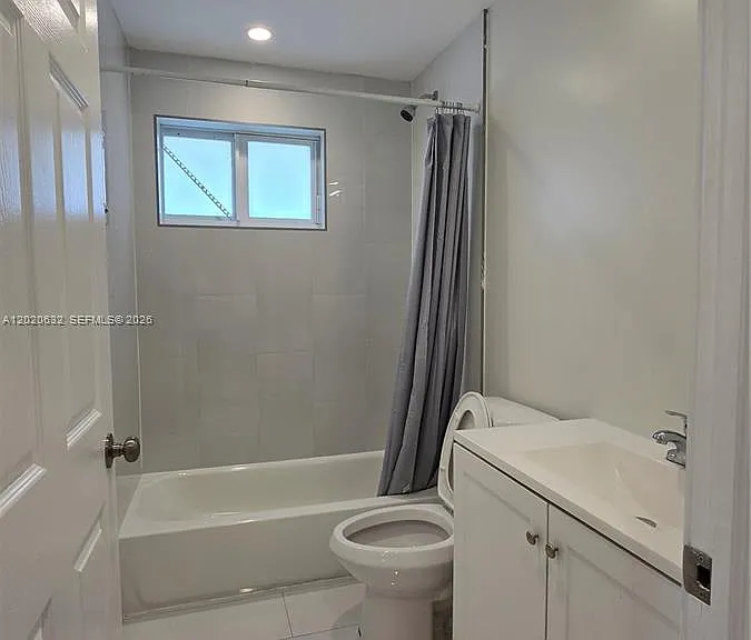 1068 NW 112th St #1068 — Photo 9