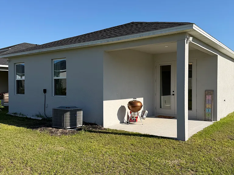 639 Alder Ln — Photo 17