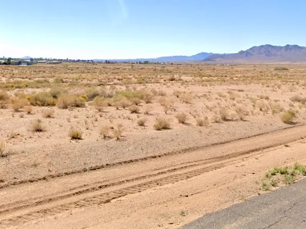 7412 E Fawn Dr, Kingman, AZ 86401