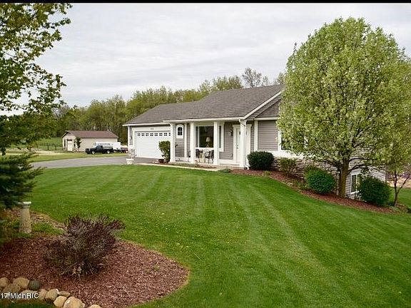 2nd image of 3454 Lone Oak Ct