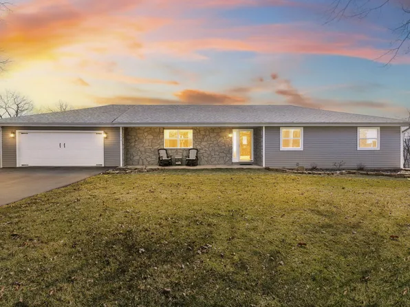 592 Shady Maple Road, Blue Eye, MO 65611