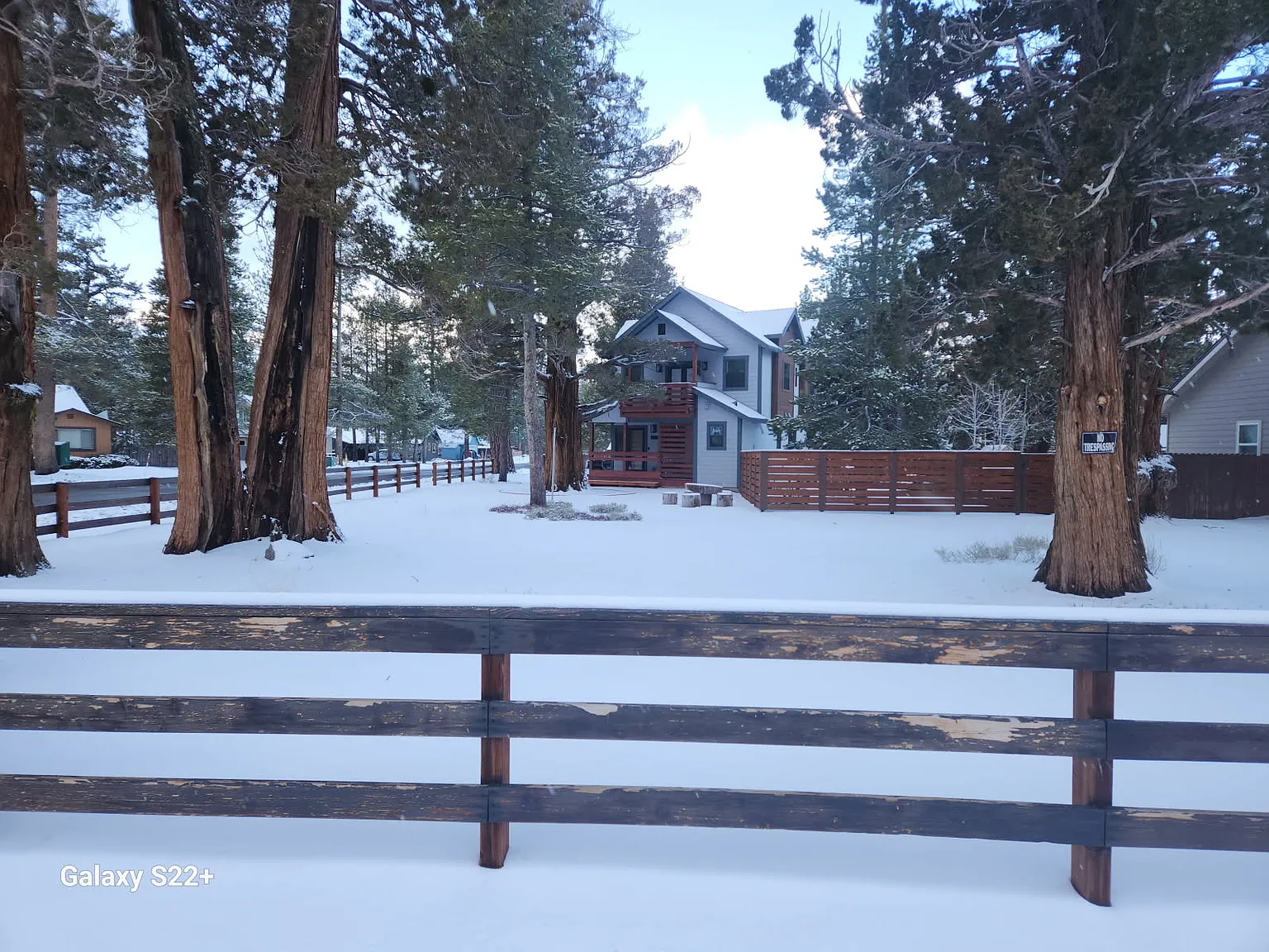 1185 Apache Ave — Photo 2