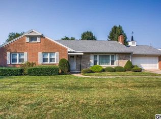 8 Colgate Dr, Camp Hill, PA