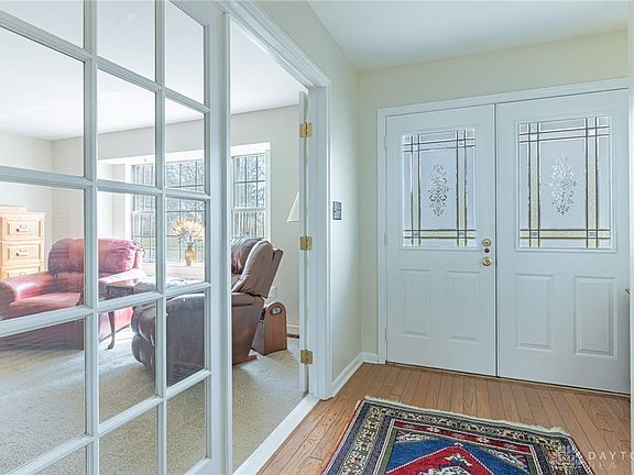 2nd image of 317 Blackstone Dr