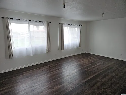 12751 Lorna St #5 Photo 1