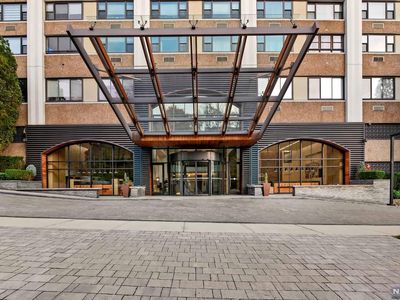 250 Gorge Rd APT 16J, Cliffside Park, NJ, 07010