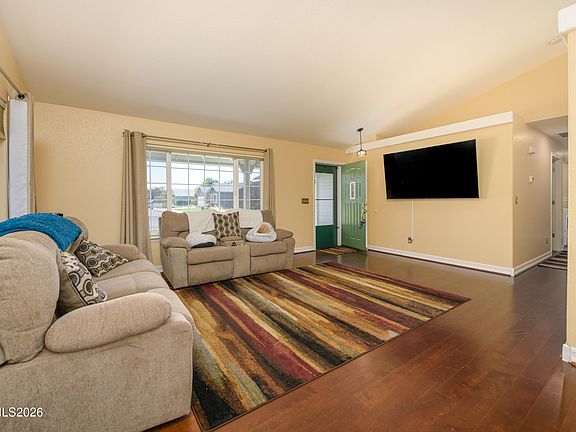 4th image of 1284 Kyndal Way
