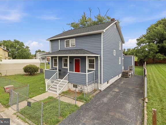 3rd image of 2605 Foerster Ave