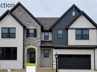 7824 Harley Hills Dr, North Royalton, OH 44133