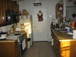 5th image of 604 Stonehenge Dr