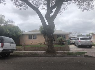 2402 Maple St, Santa Ana, CA 92707