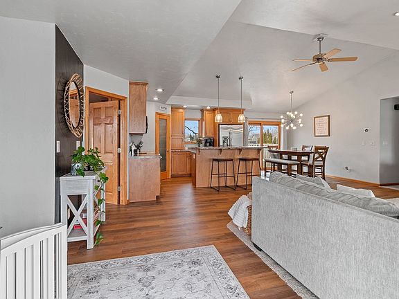 5th image of 1700 E Midway Rd