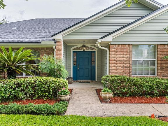 4th image of 11958 Laura Rose Ct