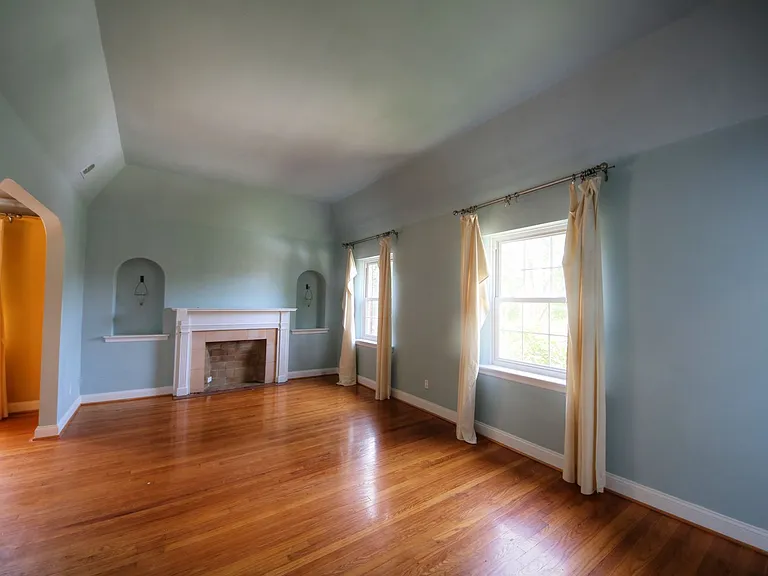 7334 Tulane Ave. — Photo 8