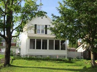 615 W Pleasant St, Portage, WI 53901