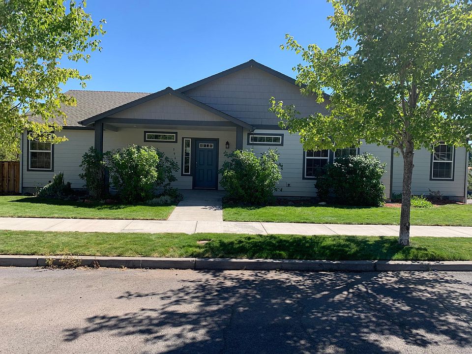 House is on a dead end street and was just repainted. Very quiet neighborhood.