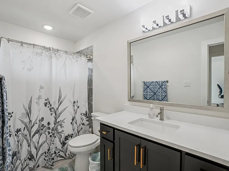 3960 Medio Creek Dr — Photo 21