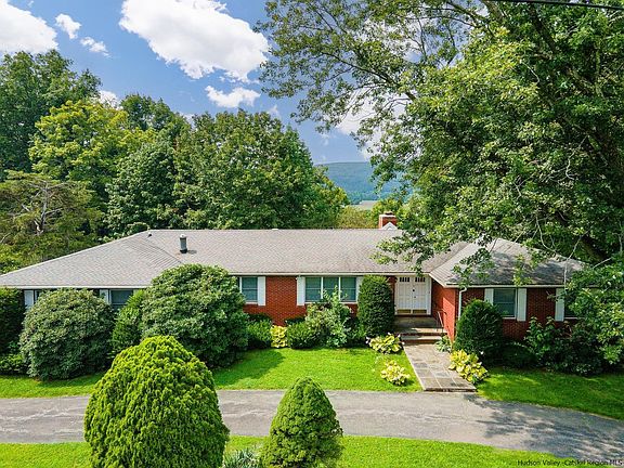 2nd image of 156 Hilltop Drive